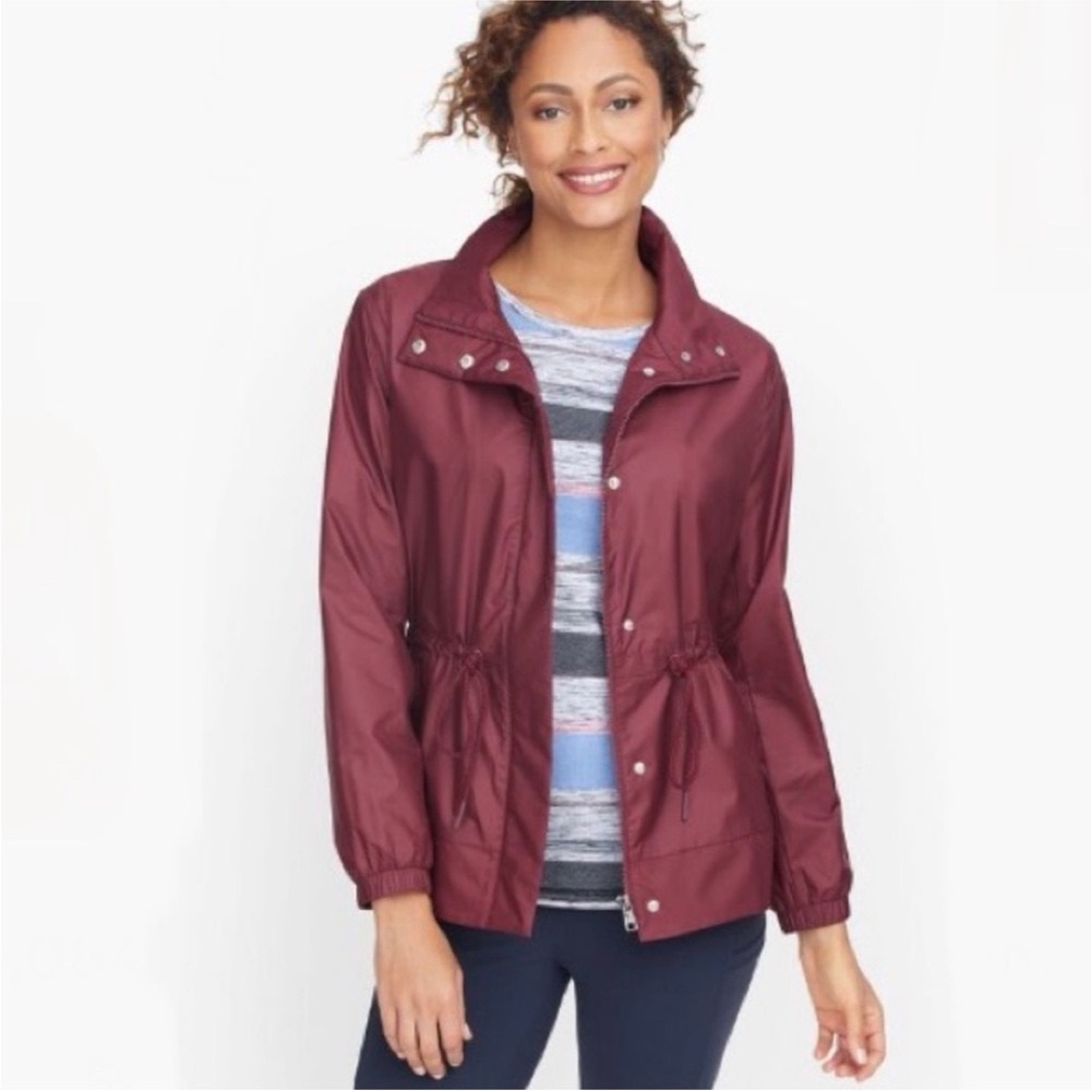 Talbots women’s lightweight water resistant rain coat burgundy